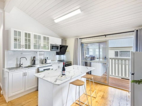 Family Friendly Cozy 4BR House At Annerley - Tourism Brisbane 0