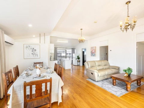 Family Friendly Cozy 4BR House At Annerley - Tourism Brisbane 2
