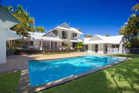 Family Living In The Heart Of Noosa, Noosa Heads - Tourism Brisbane 0