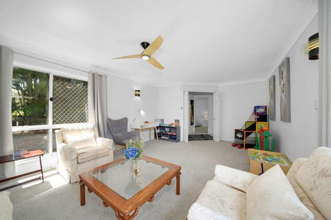 Family Escape Serene Oasis With Pool And AC - Tourism Brisbane 4