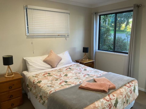 Flame Tree Chalet - Tourism Brisbane 2