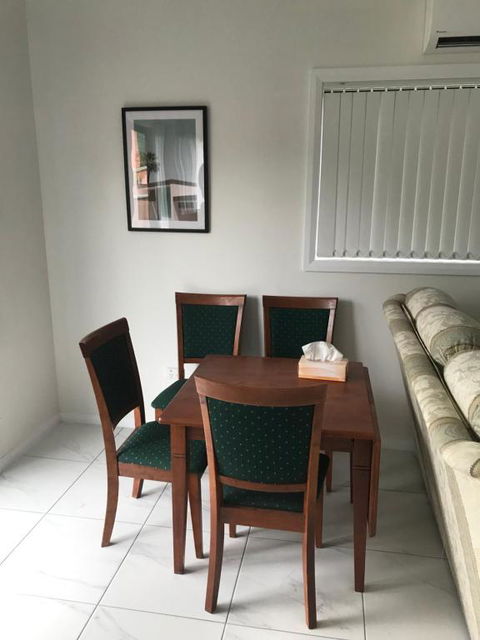 Fragrant Home-68A Brand New 2 Rooms House With Beautiful Private Garden And Entrance,5G Wifi - Tourism Brisbane 2