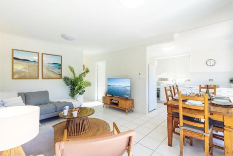 Fingal Bay Coastal Retreat 1 12 Marine Dr Fantastic Ground Floor Duplex - Tourism Brisbane 0