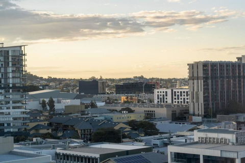 FV Peppers 2BR 2BA W Parking, Shared Spa, Gym, Pool - Brisbane 4u 4