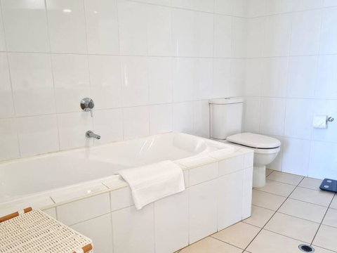 Glam Apartment 21 - Brisbane Tourism 4