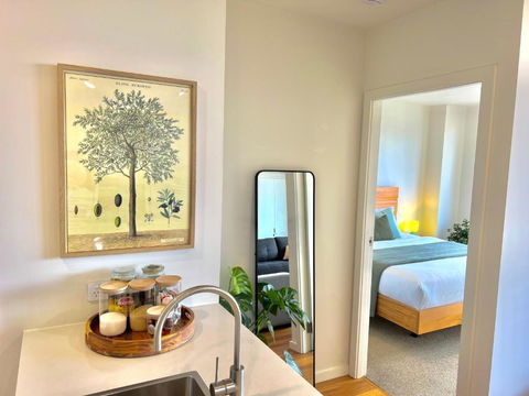 Harbour Towers Newcastle, Elite Apartment Stays, Free Parking & Tram Access - Tourism Brisbane 3