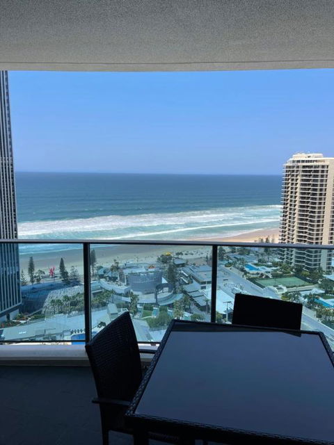 H Luxury Apartment At Surfers Paradise High Floor - Tourism Brisbane 3