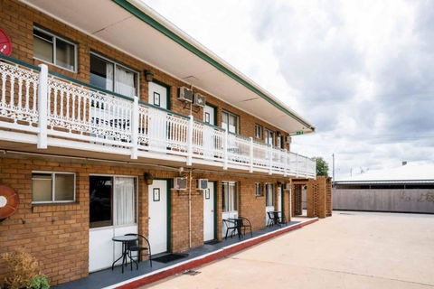 Grand Hotel Motel - Tourism Brisbane 0