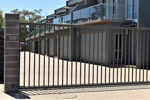 Griffith Prestige Apartments - Brisbane Tourism 4
