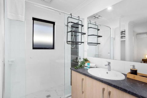 Guildford Family Hideaway - Tourism Brisbane 2