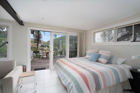 Gull Cottage By Beach Stays - Brisbane Tourism 3