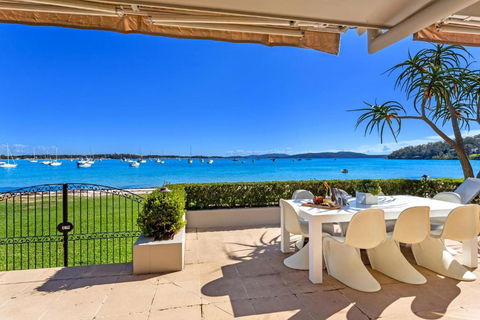 H3 Port Stephens - Brisbane Tourism 1