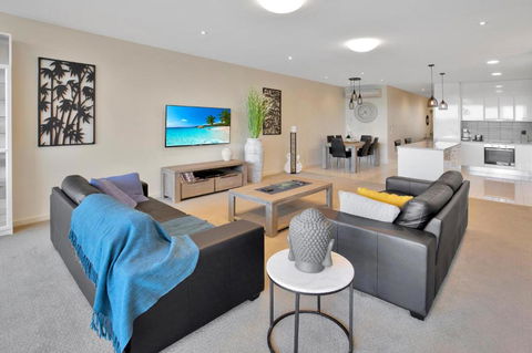 Harbour Views - Tourism Brisbane 0