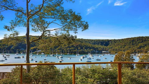 Hardys Bay Haven - Bay Views & Wifi - Tourism Brisbane 0