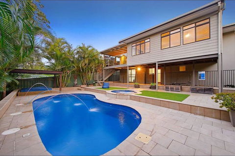 Harrys @ Shelly Beach - Family Home With Pool - Tourism Brisbane 0