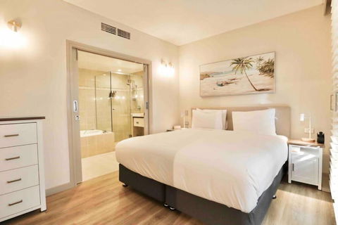 Hastings St Freshly Renovated 513 - Tourism Brisbane 1