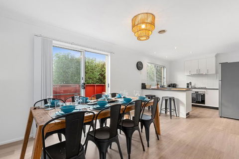 Haven In Grove Quiet Area, Comfort, Close To Beach And Shops - Tourism Brisbane 1