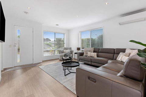 Haven In Grove Quiet Area, Comfort, Close To Beach And Shops - Tourism Brisbane 2