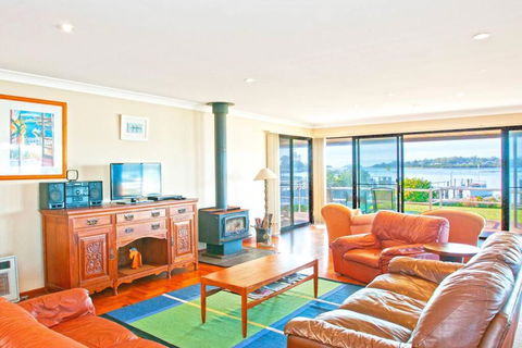 HAIS18G - Riverside Delight - Brisbane 4u 0