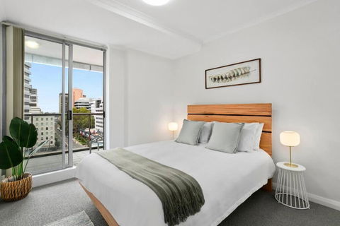 HELP1 - Chatswood Charm Central Apartment Near Station - Tourism Brisbane 2