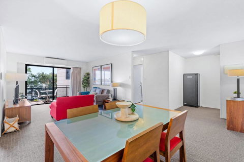 Hay Street CBD Apartment Close To Swan River - Tourism Brisbane 2