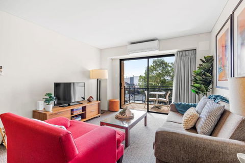 Hay Street CBD Apartment Close To Swan River - Tourism Brisbane 1