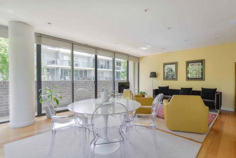 HAZEL Chapel St Socialite. Pool, Spa & Gym - Brisbane 4u 3