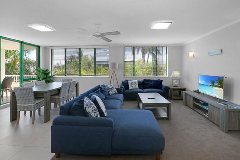Headland Gardens Holiday Apartments - Tourism Brisbane 3