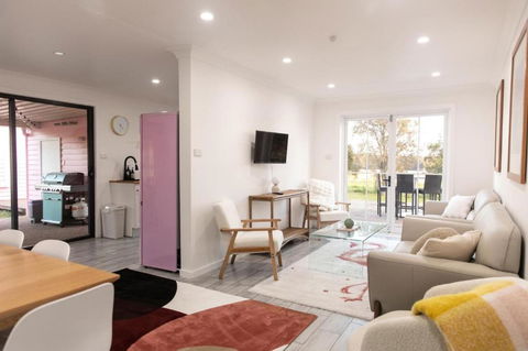 Heart Of Lovedale - Tourism Brisbane 2