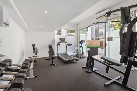 Heart Of The Valley Sunny And Cozy 1BR Apart - Tourism Brisbane 2