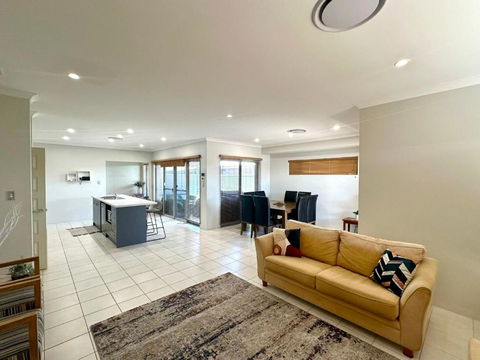 Hideaway On Peel - Tourism Brisbane 0