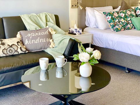 High Floor Ocean View King Studio With Free Wi-Fi - Tourism Brisbane 2