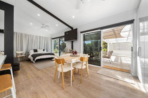 Highbury Coastal Villa - Tourism Brisbane 1