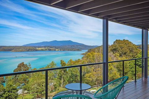 Hillcrest Views Of Wagonga - Tourism Brisbane 0