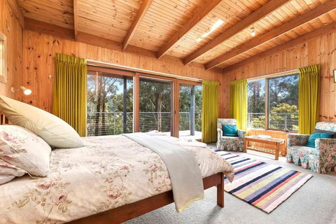HILLSIDE HOUSE - Brisbane Tourism 1