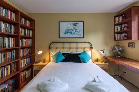 Hip Inner-City Living In Vibrant Erskineville - Tourism Brisbane 3