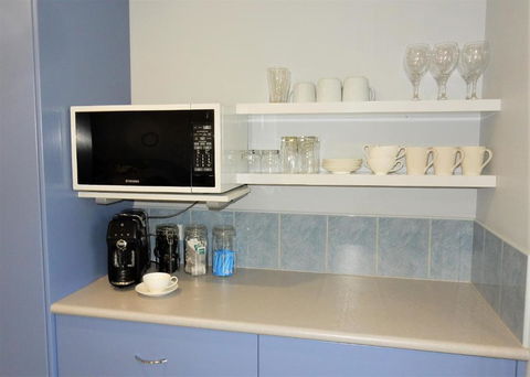 Holiday Home By The Beach In St Helens - Tourism Brisbane 1