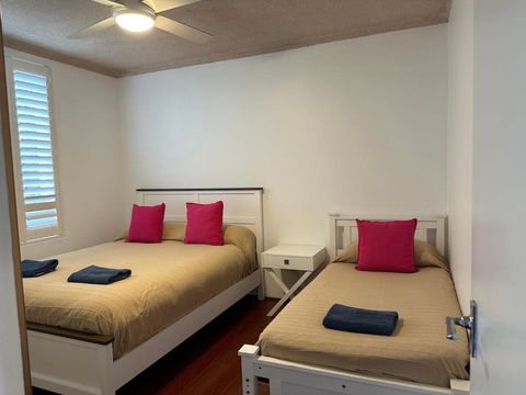 HolidayRento Bondi Beach Air Con, Parking And Pool - Tourism Brisbane 3