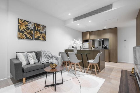 High Rise View 2br Apt Southbankpoolgym - Tourism Brisbane 0