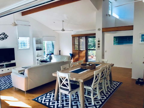Ibis 3 House - Brisbane 4u 3