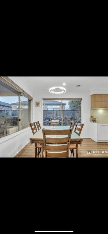 Home Away From Home 22 Mins From Airport And CBD - Tourism Brisbane 3