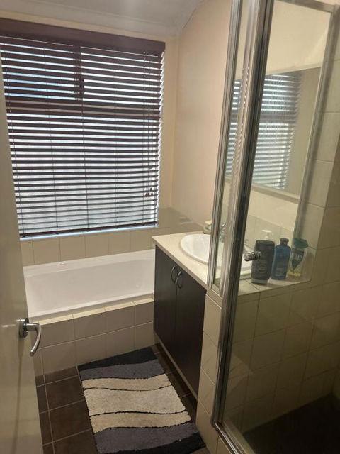 Home Away From Home In Northern Suburb Of Perth - Tourism Brisbane 1