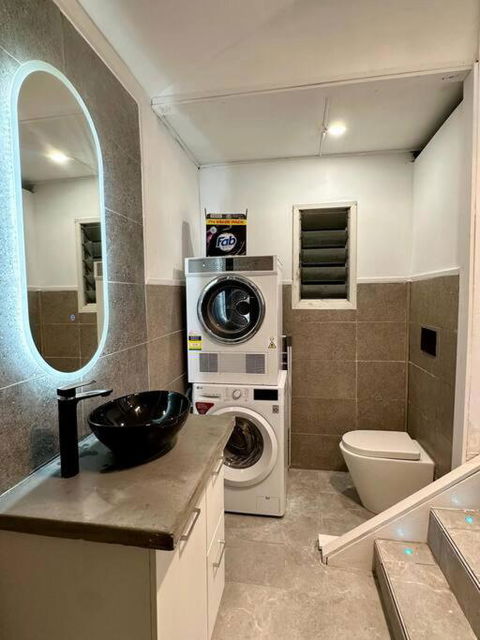 Home From Home In Brighton - Tourism Brisbane 3