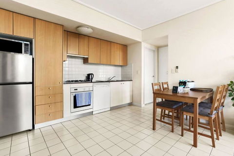 Homebush L Resort Style Two Bedroom Apartment - Tourism Brisbane 1