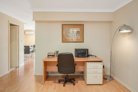 Honeysuckle Townhouses - Seafarers - Tourism Brisbane 1