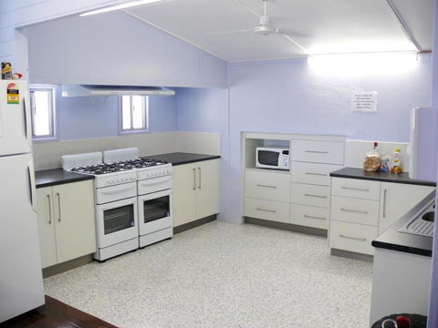 Hostel & Backpackers - Tourism Brisbane 0