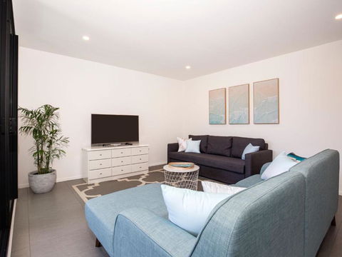 Husky Sands I Pet Friendly I 5 Mins Walk To Beach - Tourism Brisbane 0