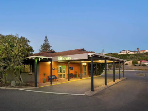 Ibis Styles Geraldton - Tourism Brisbane 0