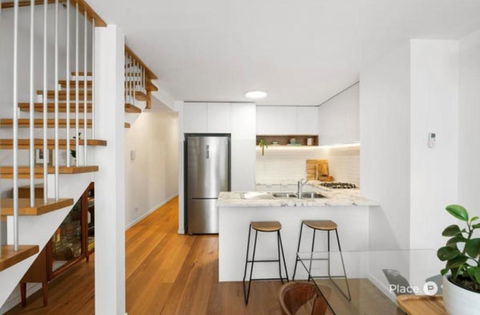 Indigo On Oxford Street - Riverside Two Bedroom Apartment - Brisbane Tourism 1