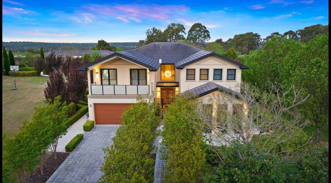 HOT HOT Spoil Someone Special At This Luxe Hunter Valley Estate - Stunning Luxury In Super Central Location - Tourism Brisbane 1
